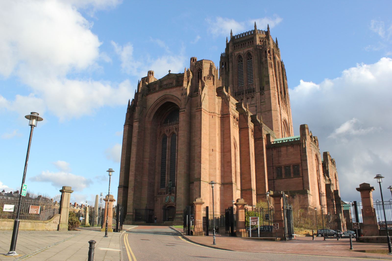 07_ Nhà thờ chính tòa Liverpool– Liverpool, Anh